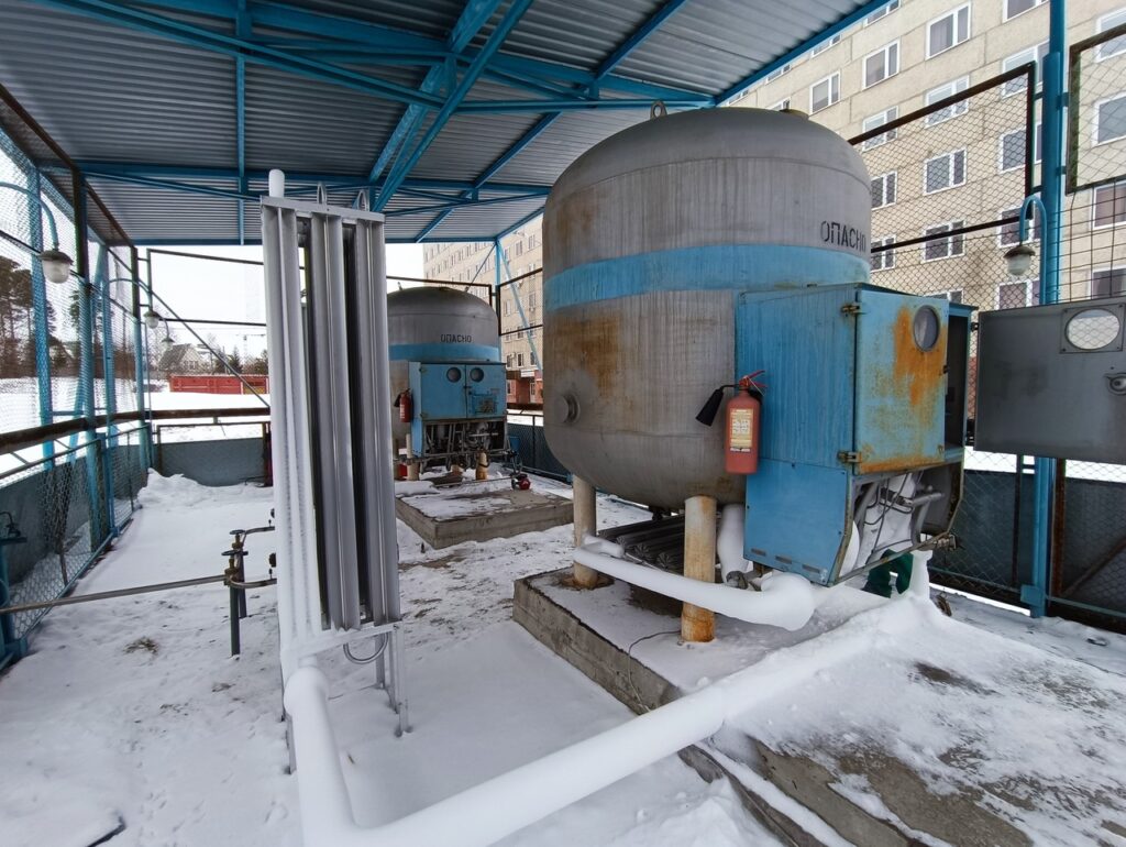 замена кислородных атмосферных испарителей. Екатеринбург