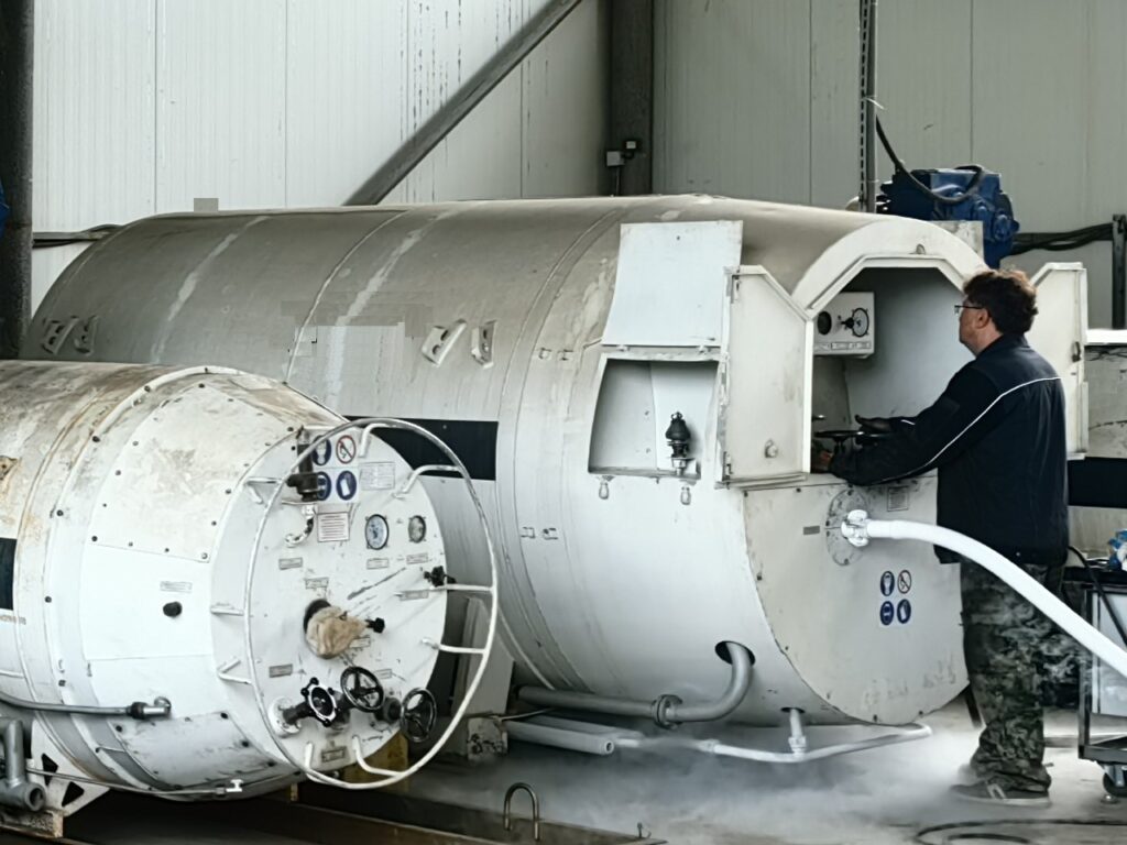ремонт цистерны ЦТК-5/0,25 специалистом СпецКриоГаз Челябинск в Курганской области